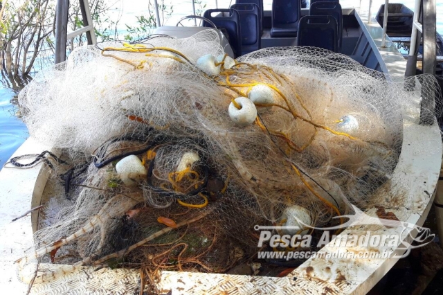Ação de combate à pesca predatória apreende redes no Lago de Tucuruí no Pará