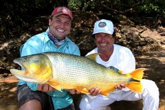 Alexandre Dick em Corrientes-Argentina (Foto: Revista Pesca & Companhia)