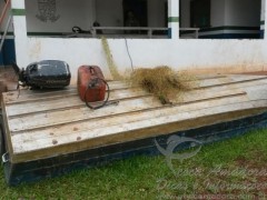 Barco motor e rede apreendidos no MS