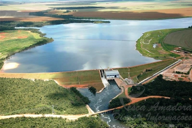 Homem é flagrado praticando pesca sub em barragem no Rio Verde-MT