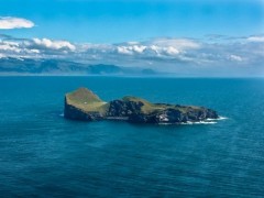 Casa mais isolada do mundo fica em uma ilha na Islandia 2