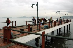  Deck do Pescador, na Ponta da Praia em Santos-SP
