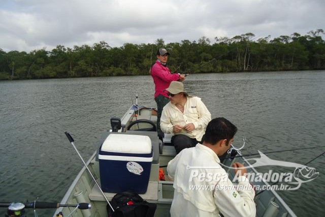 Fiesp reúne autoridades policiais e entidades ligadas ao setor de pesca para discutir aumento de assaltos a embarcações na Baixada Santista