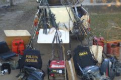 Ibama queima barcos contra pescaria ilegal em terra indigena em MT 2