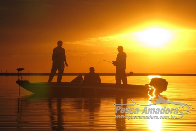 Ministérios firmam plano para promover turismo de pesca esportiva