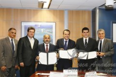 Ministro da pesca e dos esportes em assinatura de acordo para fortalecimento da pesca esportiva