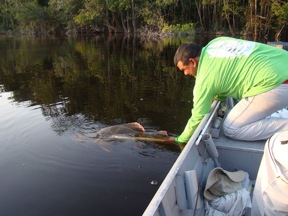 Atividade de guia de pesca pode ser regulamentada