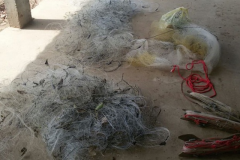 PM apreende oito redes e 92 kg de pescado ilegal no Rio Claro em Goias