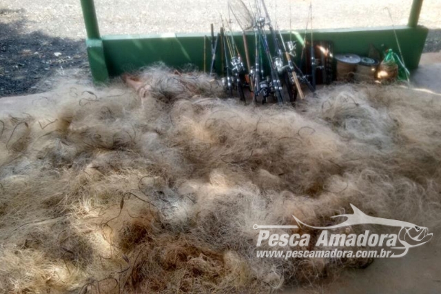 Força Verde apreende redes, espinhel e realiza soltura de peixes no Rio Tibagi-PR