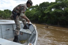 PMA-MS recilhe rede de pesca durante fiscalizacao