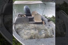 PMA apreende 20 redes de pesca e solta 60 peixes no Rio Parana em Panorama-SP