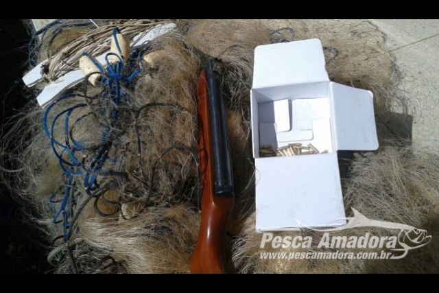 PMA apreende 200m de redes de pesca e 25 anzóis de galho no rio Paraná em MS