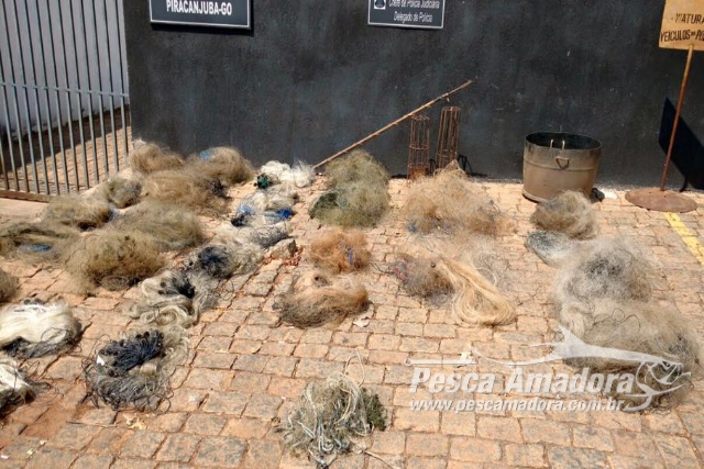 PMA apreende 2.000 metros de redes e 252 kg de pescado ilegal no Rio Meia Ponte-GO