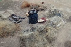 pma-apreende-cinco-redes-e-120-metros-de-espinhel-no-rio-das-almas-pr-2