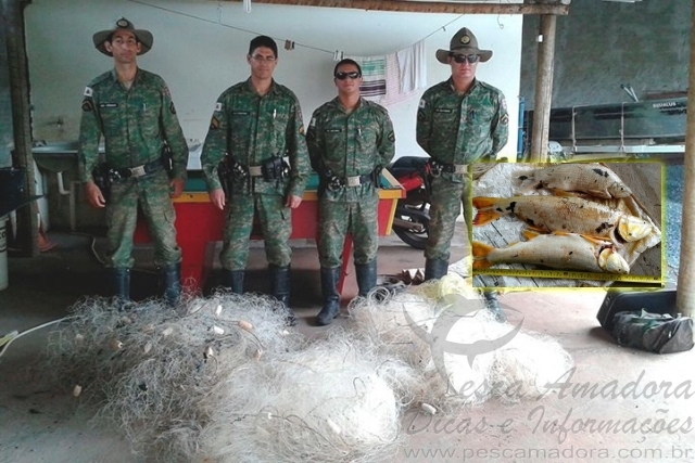 PMA apreende pescado e redes no Rio Abaeté em MG