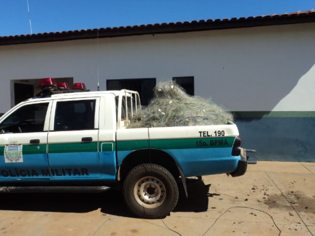 Polícia ambiental aprende 3 km de redes de pesca em MS