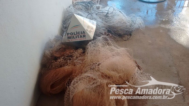 PMA apreende redes e pescado ilegal durante fiscalização nos Rios Abaeté e São Francisco em MG