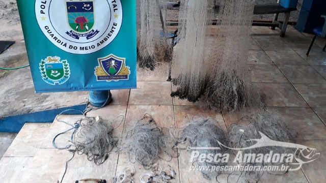 PMA desmonta acampamentos e apreende redes, tarrafas e anzóis de galho no rio Aquidauana (MS)