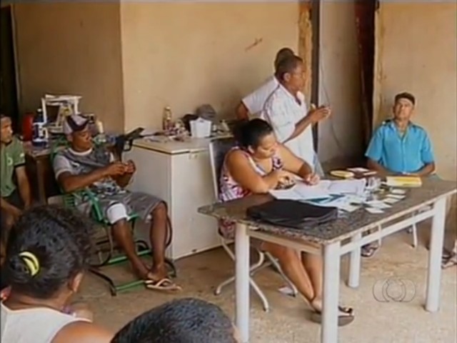Pescadores de Lajeado-TO vão entrar com ação na justiça por causa de morte de peixes
