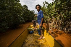 Pescadores e ribeirinhos afetados pela tragedia ambiental no Rio Doce 2