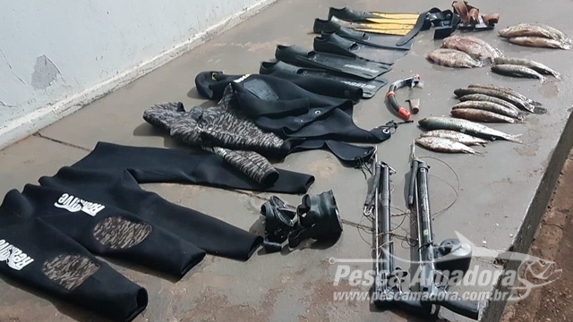 Policia Ambiental autua infratores por pesca subaquática ilegal no Rio São João (MG)