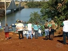 pma de goias limpa rio verdinho com a ajuda de moradores