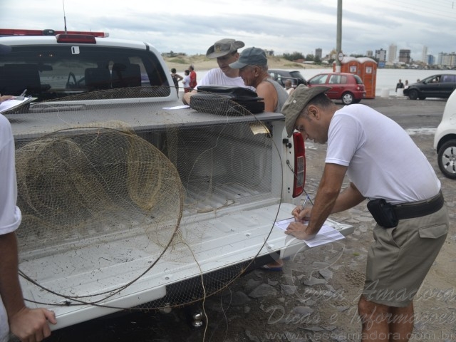 Comando Ambiental apreende quatro puça no rio Tramandaí no RS